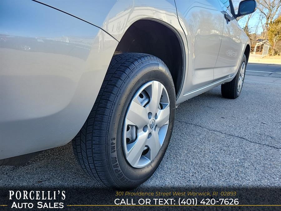 2009 Toyota RAV4 4WD 4dr 4-cyl 4-Spd AT (SE), available for sale in West Warwick, Rhode Island | Porcelli's Auto Sales. West Warwick, Rhode Island 2009 Toyota RAV4 4WD 4dr 4-cyl 4-Spd AT (SE), available for sale in West Warwick, Rhode Island | Porcelli's Auto Sales. West Warwick, Rhode Island