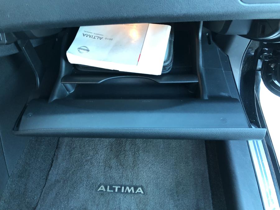 2010 Nissan Altima 4dr Sedna 2.5 SL, available for sale in Waterbury, Connecticut | National Auto Brokers, Inc.. Waterbury, Connecticut 2010 Nissan Altima 4dr Sedna 2.5 SL, available for sale in Waterbury, Connecticut | National Auto Brokers, Inc.. Waterbury, Connecticut