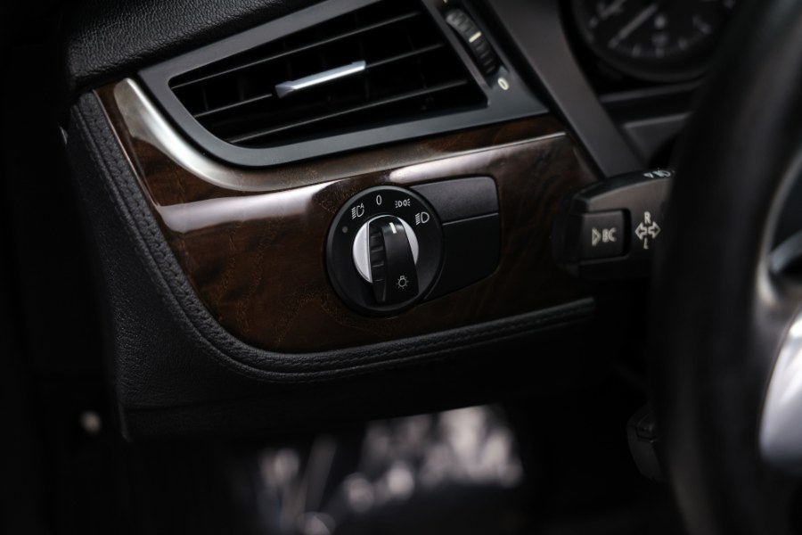 2011 BMW Z4 2dr Roadster sDrive30i, available for sale in North Salem, New York | Meccanic Shop North Inc. North Salem, New York 2011 BMW Z4 2dr Roadster sDrive30i, available for sale in North Salem, New York | Meccanic Shop North Inc. North Salem, New York