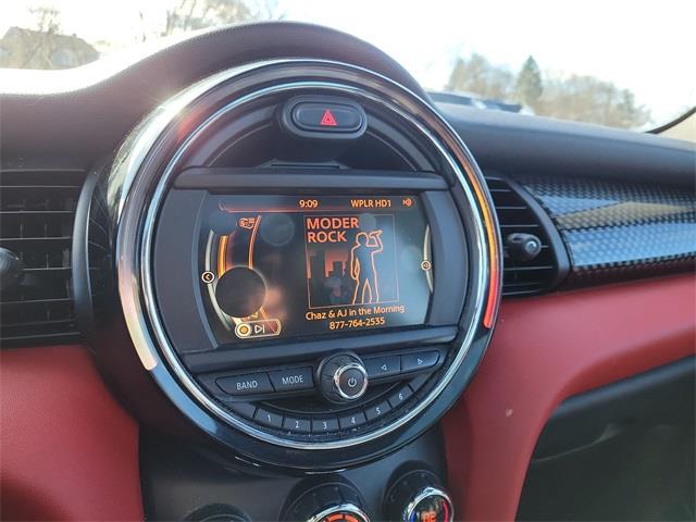 2017 Mini Special Editions Base, available for sale in Stratford, Connecticut | Wiz Leasing Inc. Stratford, Connecticut 2017 Mini Special Editions Base, available for sale in Stratford, Connecticut | Wiz Leasing Inc. Stratford, Connecticut
