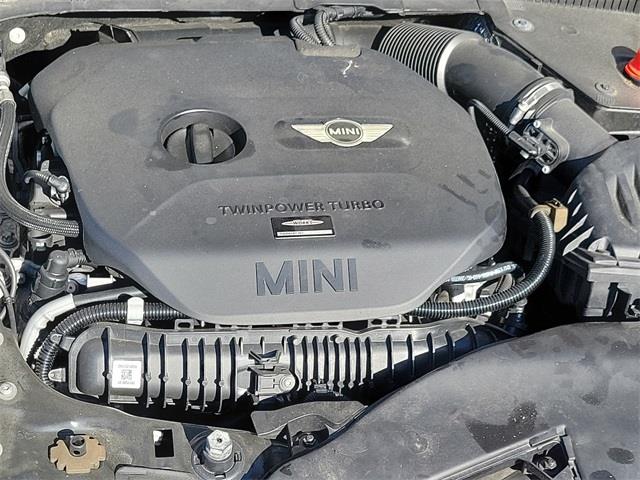 2017 Mini Special Editions Base, available for sale in Stratford, Connecticut | Wiz Leasing Inc. Stratford, Connecticut 2017 Mini Special Editions Base, available for sale in Stratford, Connecticut | Wiz Leasing Inc. Stratford, Connecticut