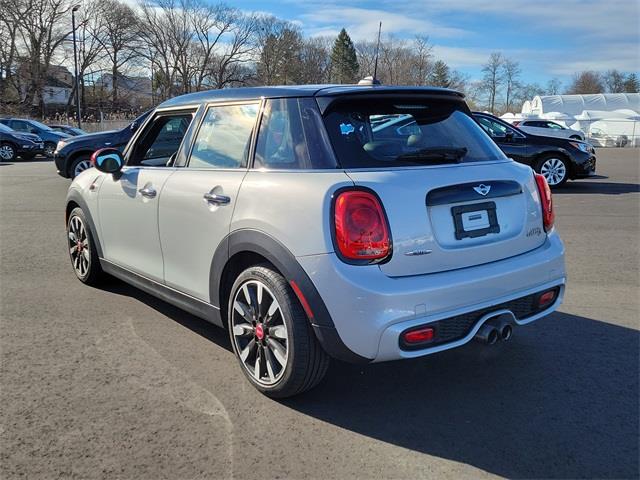 2017 Mini Special Editions Base, available for sale in Stratford, Connecticut | Wiz Leasing Inc. Stratford, Connecticut 2017 Mini Special Editions Base, available for sale in Stratford, Connecticut | Wiz Leasing Inc. Stratford, Connecticut