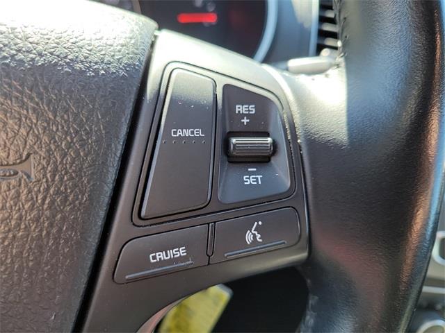 2014 Kia Sorento LX, available for sale in Stratford, Connecticut | Wiz Leasing Inc. Stratford, Connecticut 2014 Kia Sorento LX, available for sale in Stratford, Connecticut | Wiz Leasing Inc. Stratford, Connecticut