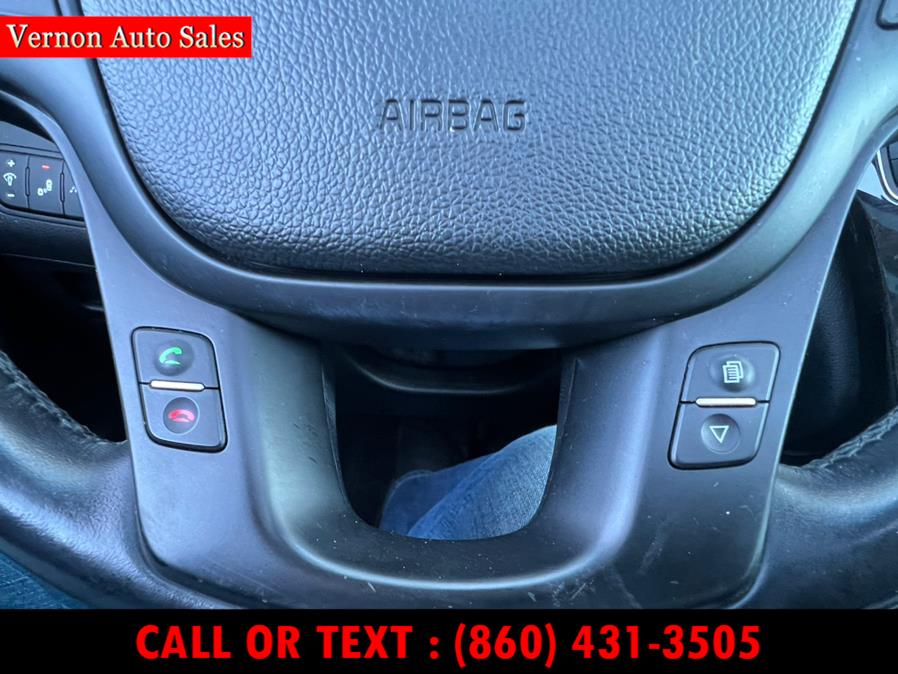 2014 Kia Cadenza 4dr Sdn Premium, available for sale in Manchester, Connecticut | Vernon Auto Sale & Service. Manchester, Connecticut 2014 Kia Cadenza 4dr Sdn Premium, available for sale in Manchester, Connecticut | Vernon Auto Sale & Service. Manchester, Connecticut