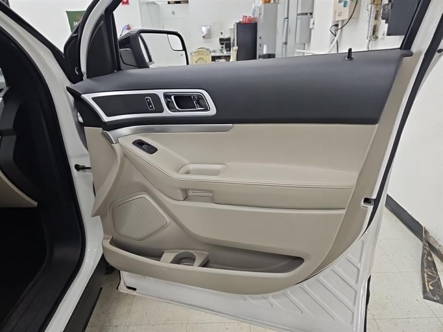 2011 Ford Explorer 4WD 4dr XLT, available for sale in West Haven, Connecticut | Auto Fair Inc.. West Haven, Connecticut 2011 Ford Explorer 4WD 4dr XLT, available for sale in West Haven, Connecticut | Auto Fair Inc.. West Haven, Connecticut