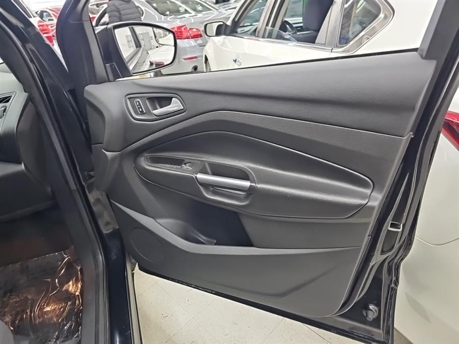 2014 Ford Escape 4WD 4dr SE, available for sale in West Haven, Connecticut | Auto Fair Inc.. West Haven, Connecticut 2014 Ford Escape 4WD 4dr SE, available for sale in West Haven, Connecticut | Auto Fair Inc.. West Haven, Connecticut
