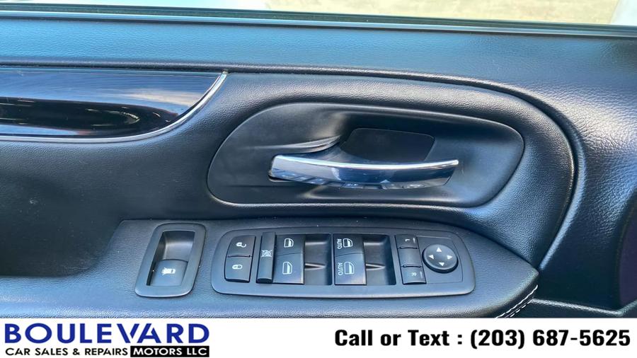 2017 Dodge Grand Caravan Passenger SE Plus Minivan 4D, available for sale in New Haven, Connecticut | Boulevard Motors LLC. New Haven, Connecticut 2017 Dodge Grand Caravan Passenger SE Plus Minivan 4D, available for sale in New Haven, Connecticut | Boulevard Motors LLC. New Haven, Connecticut