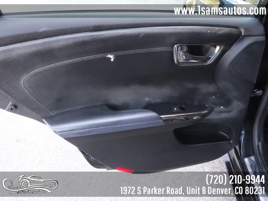 2018 Toyota Avalon Hybrid Limited (Natl), available for sale in Denver, Colorado | Sam's Automotive. Denver, Colorado 2018 Toyota Avalon Hybrid Limited (Natl), available for sale in Denver, Colorado | Sam's Automotive. Denver, Colorado