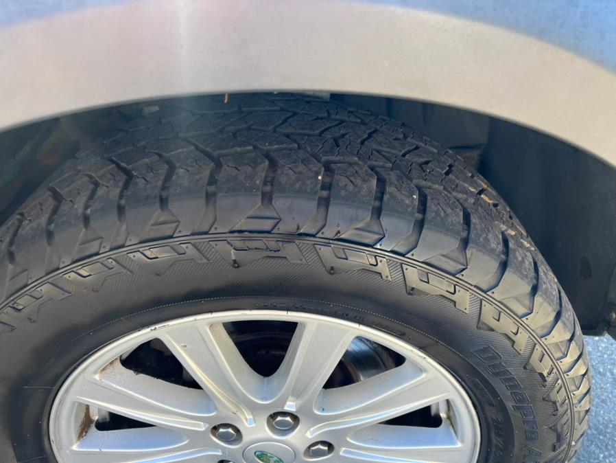2008 Land Rover LR3 4WD 4dr SE, available for sale in Waterbury, Connecticut | Platinum Auto Care. Waterbury, Connecticut 2008 Land Rover LR3 4WD 4dr SE, available for sale in Waterbury, Connecticut | Platinum Auto Care. Waterbury, Connecticut