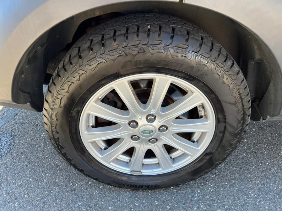 2008 Land Rover LR3 4WD 4dr SE, available for sale in Waterbury, Connecticut | Platinum Auto Care. Waterbury, Connecticut 2008 Land Rover LR3 4WD 4dr SE, available for sale in Waterbury, Connecticut | Platinum Auto Care. Waterbury, Connecticut