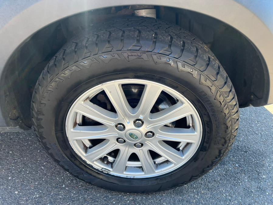 2008 Land Rover LR3 4WD 4dr SE, available for sale in Waterbury, Connecticut | Platinum Auto Care. Waterbury, Connecticut 2008 Land Rover LR3 4WD 4dr SE, available for sale in Waterbury, Connecticut | Platinum Auto Care. Waterbury, Connecticut