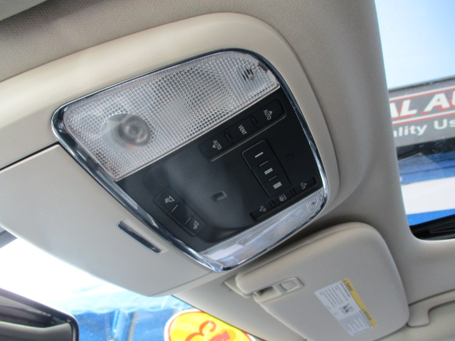 2013 Jeep Grand Cherokee 4WD 4dr Laredo, available for sale in Meriden, Connecticut | Cos Central Auto. Meriden, Connecticut 2013 Jeep Grand Cherokee 4WD 4dr Laredo, available for sale in Meriden, Connecticut | Cos Central Auto. Meriden, Connecticut