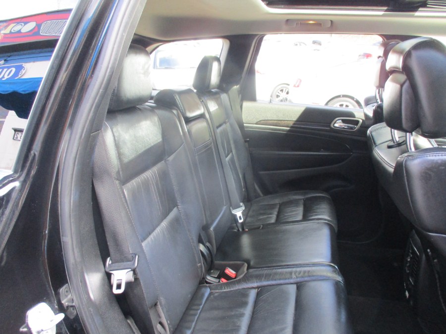 2013 Jeep Grand Cherokee 4WD 4dr Laredo, available for sale in Meriden, Connecticut | Cos Central Auto. Meriden, Connecticut 2013 Jeep Grand Cherokee 4WD 4dr Laredo, available for sale in Meriden, Connecticut | Cos Central Auto. Meriden, Connecticut