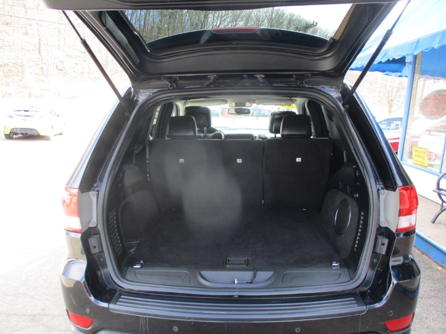 2013 Jeep Grand Cherokee 4WD 4dr Laredo, available for sale in Meriden, Connecticut | Cos Central Auto. Meriden, Connecticut 2013 Jeep Grand Cherokee 4WD 4dr Laredo, available for sale in Meriden, Connecticut | Cos Central Auto. Meriden, Connecticut