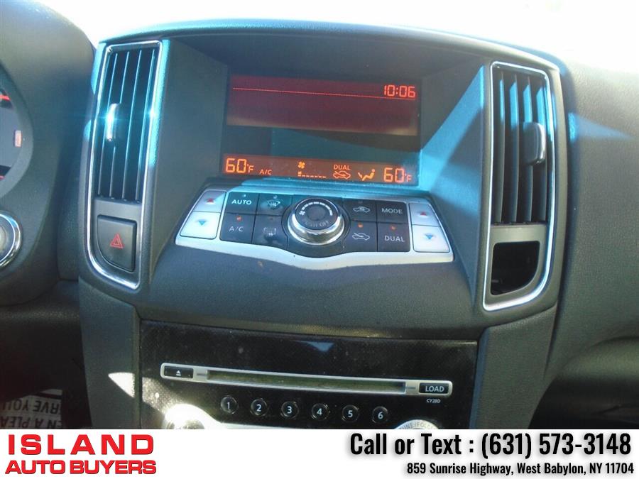 2009 Nissan Maxima 3.5 S 4dr Sedan, available for sale in West Babylon, New York | Island Auto Buyers. West Babylon, New York 2009 Nissan Maxima 3.5 S 4dr Sedan, available for sale in West Babylon, New York | Island Auto Buyers. West Babylon, New York