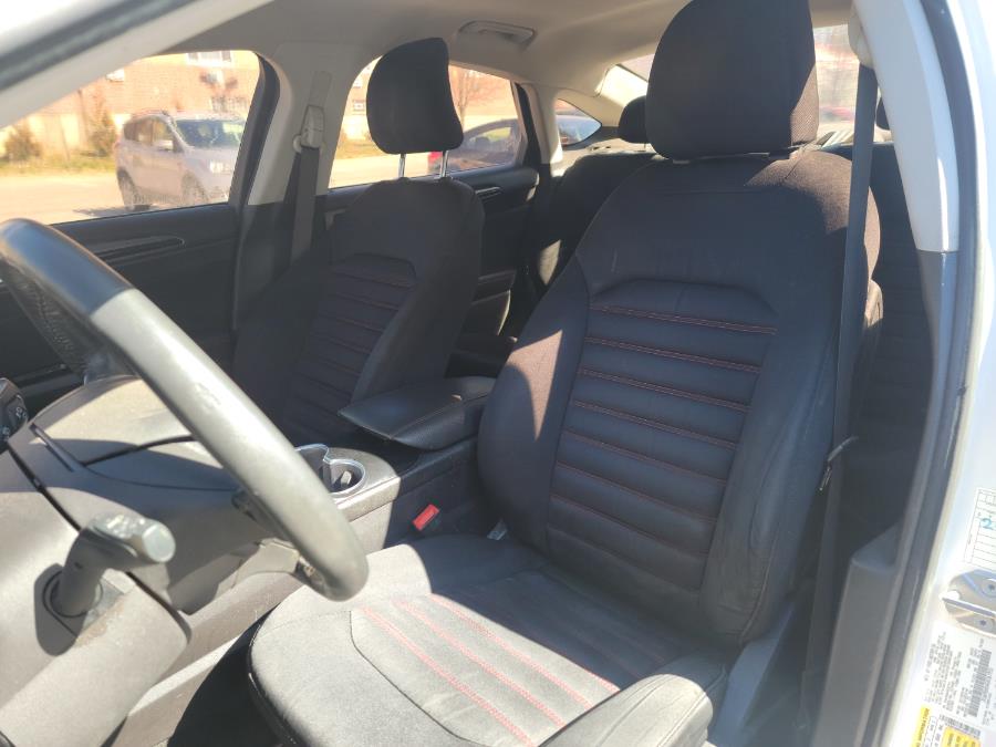 2016 Ford Fusion 4dr Sdn SE FWD, available for sale in Philadelphia, Pennsylvania | Eugen's Auto Sales & Repairs. Philadelphia, Pennsylvania 2016 Ford Fusion 4dr Sdn SE FWD, available for sale in Philadelphia, Pennsylvania | Eugen's Auto Sales & Repairs. Philadelphia, Pennsylvania