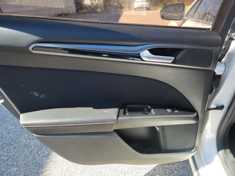 2016 Ford Fusion 4dr Sdn SE FWD, available for sale in Philadelphia, Pennsylvania | Eugen's Auto Sales & Repairs. Philadelphia, Pennsylvania 2016 Ford Fusion 4dr Sdn SE FWD, available for sale in Philadelphia, Pennsylvania | Eugen's Auto Sales & Repairs. Philadelphia, Pennsylvania