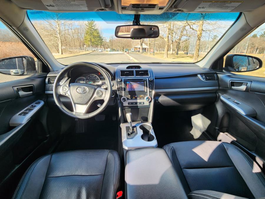 2013 Toyota Camry 4dr Sdn V6 Auto SE (Natl), available for sale in Springfield, Massachusetts | Fast Lane Auto Sales & Service, Inc. . Springfield, Massachusetts 2013 Toyota Camry 4dr Sdn V6 Auto SE (Natl), available for sale in Springfield, Massachusetts | Fast Lane Auto Sales & Service, Inc. . Springfield, Massachusetts