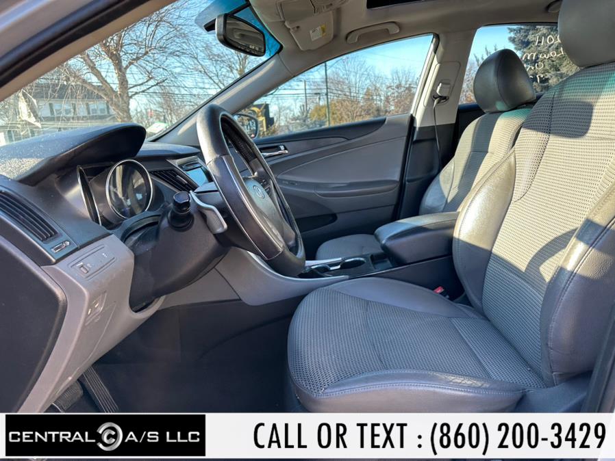 2011 Hyundai Sonata 4dr Sdn 2.4L Auto Ltd *Ltd Avail*, available for sale in East Windsor, Connecticut | Central A/S LLC. East Windsor, Connecticut 2011 Hyundai Sonata 4dr Sdn 2.4L Auto Ltd *Ltd Avail*, available for sale in East Windsor, Connecticut | Central A/S LLC. East Windsor, Connecticut