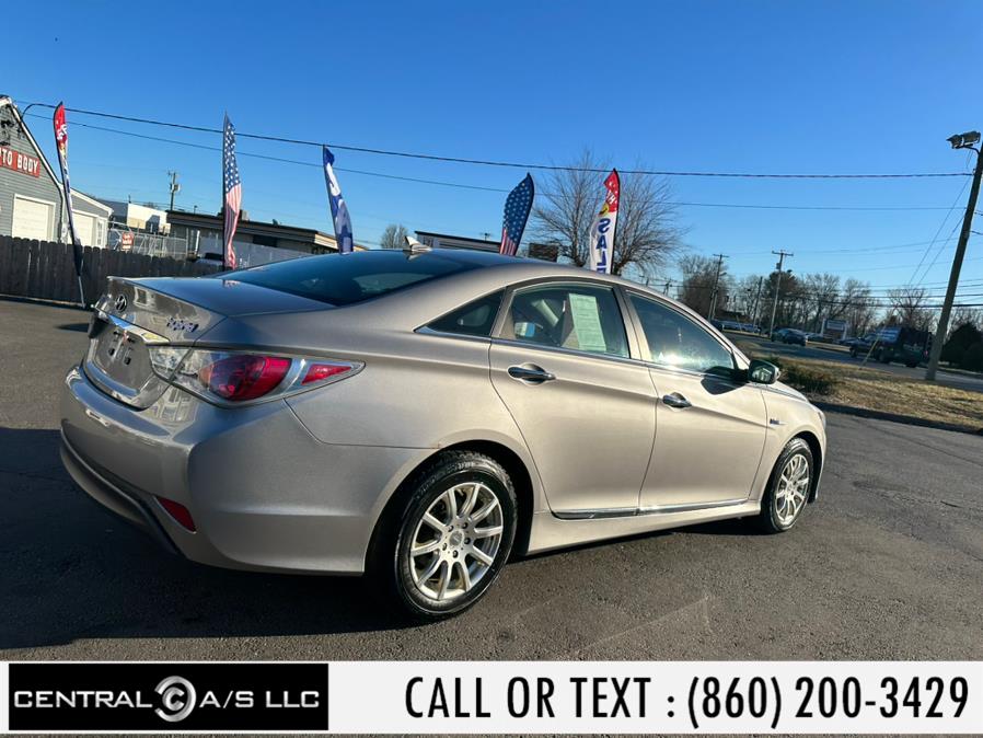 2011 Hyundai Sonata 4dr Sdn 2.4L Auto Hybrid *Ltd Avail*, available for sale in East Windsor, Connecticut | Central A/S LLC. East Windsor, Connecticut 2011 Hyundai Sonata 4dr Sdn 2.4L Auto Hybrid *Ltd Avail*, available for sale in East Windsor, Connecticut | Central A/S LLC. East Windsor, Connecticut