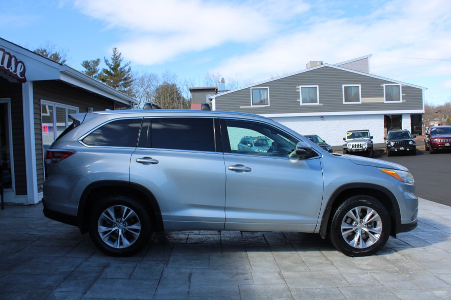 2015 Toyota Highlander AWD 4dr V6 XLE (Natl), available for sale in Plantsville, Connecticut | Auto House of Luxury. Plantsville, Connecticut 2015 Toyota Highlander AWD 4dr V6 XLE (Natl), available for sale in Plantsville, Connecticut | Auto House of Luxury. Plantsville, Connecticut