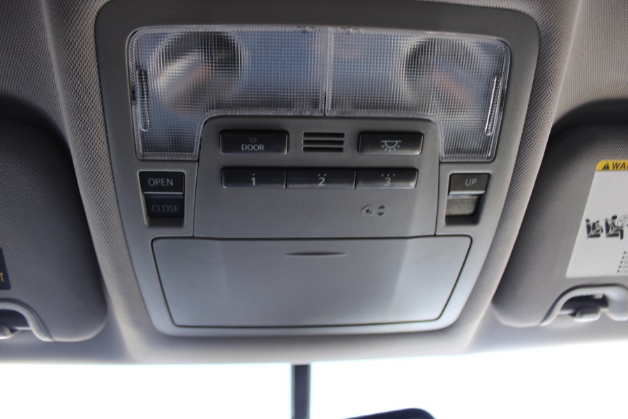 2015 Toyota Highlander AWD 4dr V6 XLE (Natl), available for sale in Plantsville, Connecticut | Auto House of Luxury. Plantsville, Connecticut 2015 Toyota Highlander AWD 4dr V6 XLE (Natl), available for sale in Plantsville, Connecticut | Auto House of Luxury. Plantsville, Connecticut