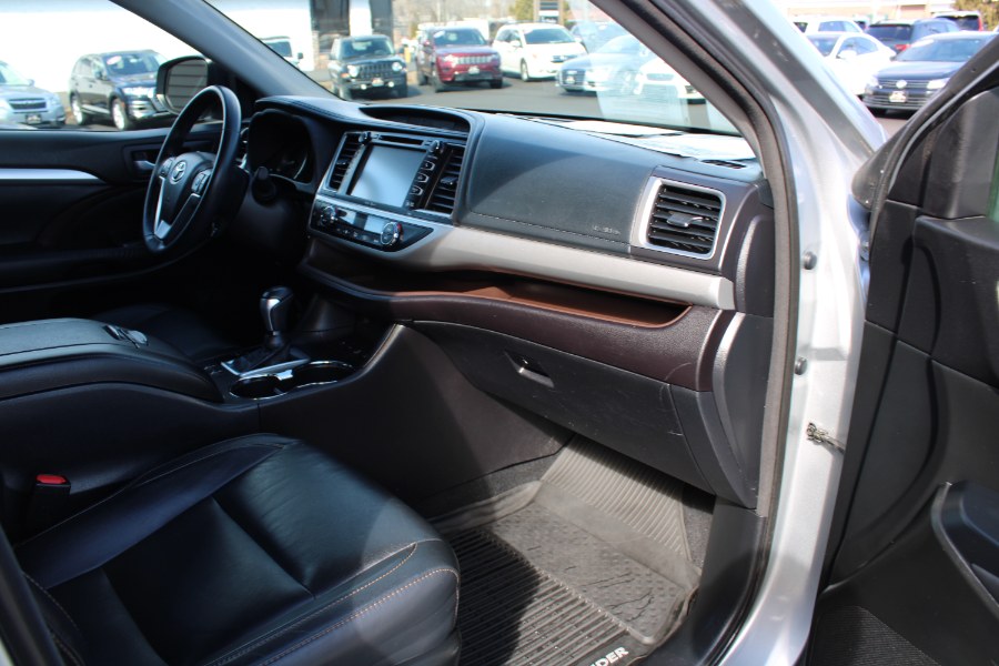 2015 Toyota Highlander AWD 4dr V6 XLE (Natl), available for sale in Plantsville, Connecticut | Auto House of Luxury. Plantsville, Connecticut 2015 Toyota Highlander AWD 4dr V6 XLE (Natl), available for sale in Plantsville, Connecticut | Auto House of Luxury. Plantsville, Connecticut
