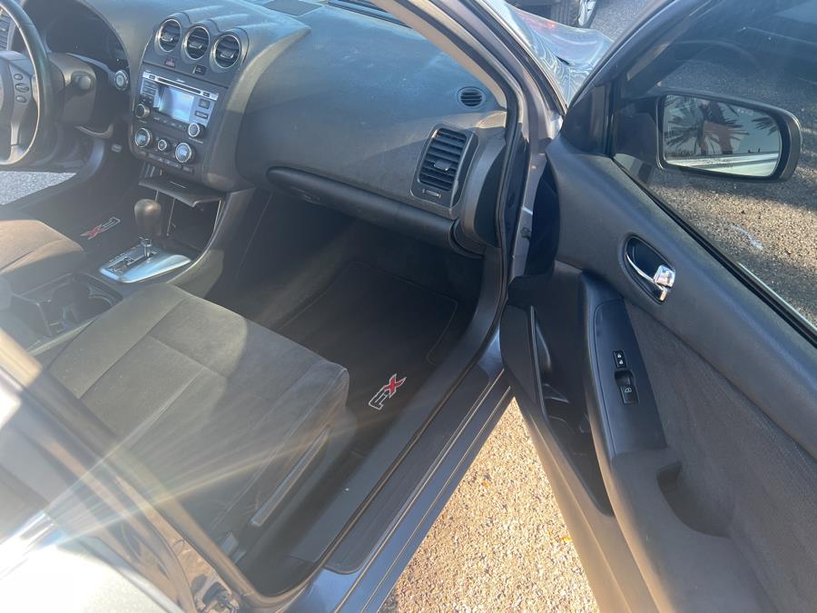 2010 Nissan Altima 4dr Sdn I4 CVT 2.5 S, available for sale in Kissimmee, Florida | Central florida Auto Trader. Kissimmee, Florida 2010 Nissan Altima 4dr Sdn I4 CVT 2.5 S, available for sale in Kissimmee, Florida | Central florida Auto Trader. Kissimmee, Florida