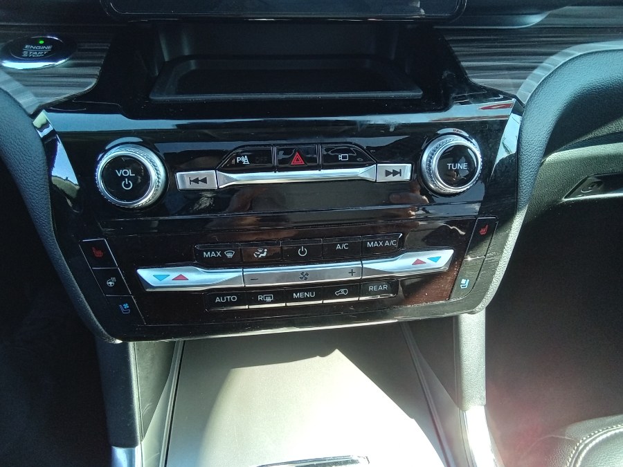 2021 Ford Explorer Limited 4WD, available for sale in Irvington, New Jersey | NJ Used Cars Center. Irvington, New Jersey 2021 Ford Explorer Limited 4WD, available for sale in Irvington, New Jersey | NJ Used Cars Center. Irvington, New Jersey