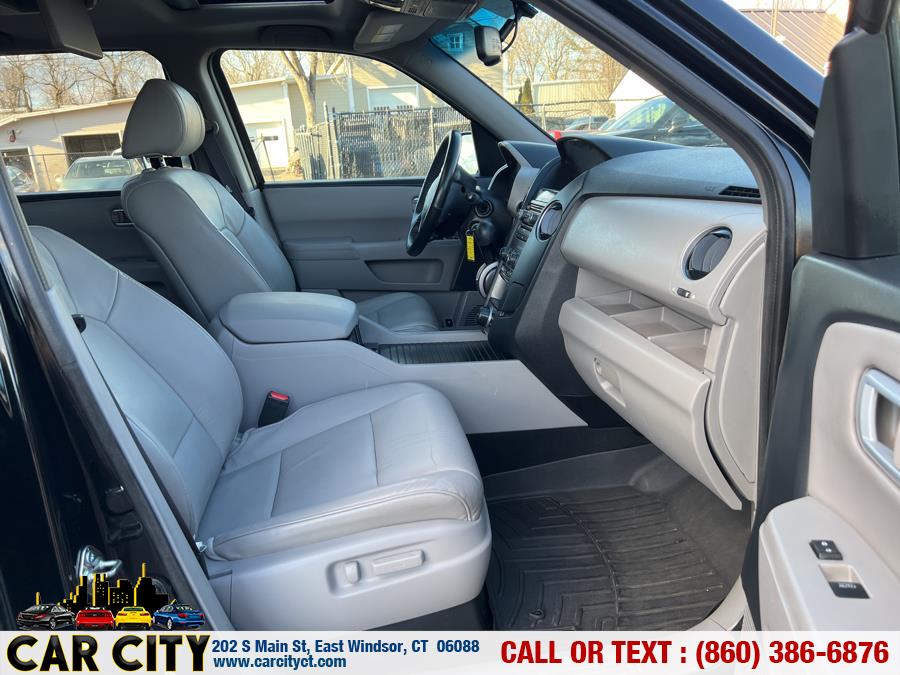 2015 Honda Pilot 4WD 4dr EX-L w/RES, available for sale in East Windsor, Connecticut | Car City LLC. East Windsor, Connecticut 2015 Honda Pilot 4WD 4dr EX-L w/RES, available for sale in East Windsor, Connecticut | Car City LLC. East Windsor, Connecticut