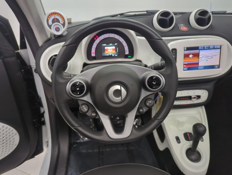 2018 Smart Fortwo Electric Drive passion, available for sale in Maple Shade, New Jersey | Car Revolution. Maple Shade, New Jersey 2018 Smart Fortwo Electric Drive passion, available for sale in Maple Shade, New Jersey | Car Revolution. Maple Shade, New Jersey