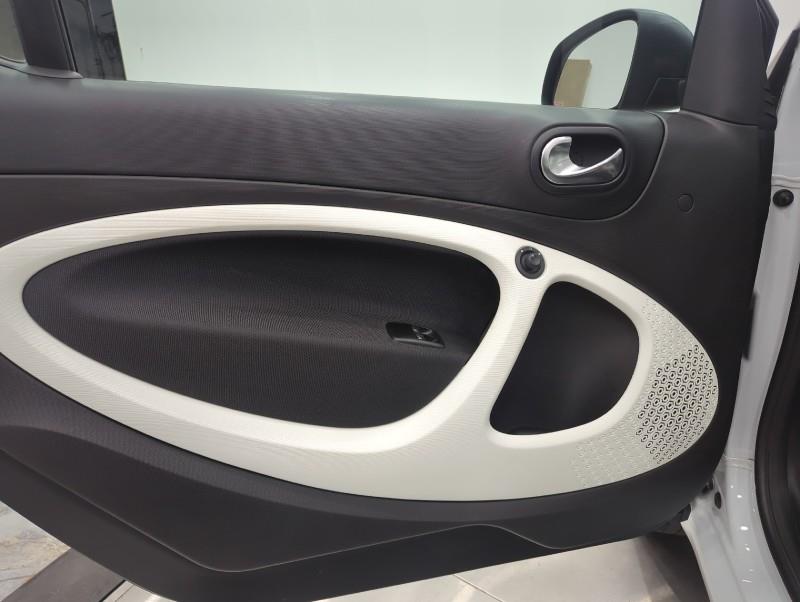 2018 Smart Fortwo Electric Drive passion, available for sale in Maple Shade, New Jersey | Car Revolution. Maple Shade, New Jersey 2018 Smart Fortwo Electric Drive passion, available for sale in Maple Shade, New Jersey | Car Revolution. Maple Shade, New Jersey