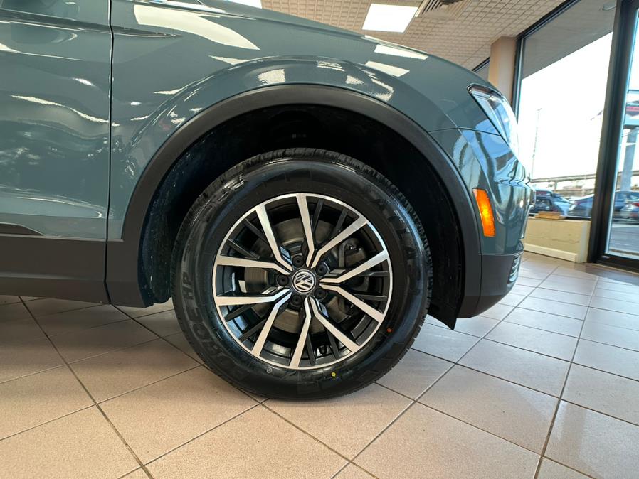 2019 Volkswagen Tiguan 2.0T SE FWD, available for sale in Massapequa Park, New York | Power Motors East. Massapequa Park, New York 2019 Volkswagen Tiguan 2.0T SE FWD, available for sale in Massapequa Park, New York | Power Motors East. Massapequa Park, New York