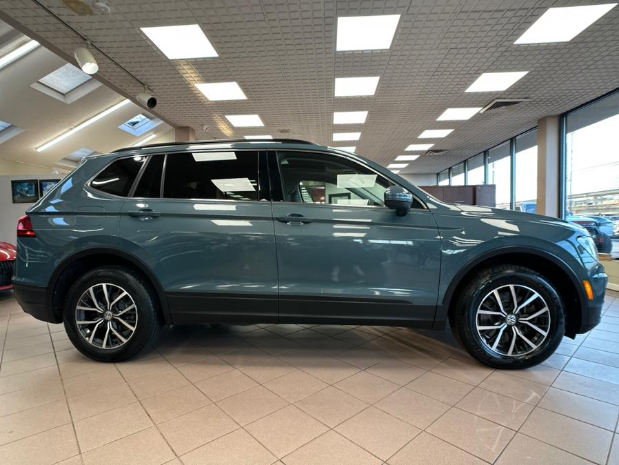 2019 Volkswagen Tiguan 2.0T SE FWD, available for sale in Massapequa Park, New York | Power Motors East. Massapequa Park, New York 2019 Volkswagen Tiguan 2.0T SE FWD, available for sale in Massapequa Park, New York | Power Motors East. Massapequa Park, New York