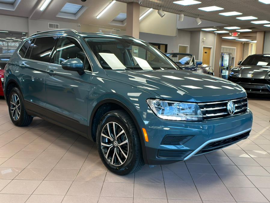 2019 Volkswagen Tiguan 2.0T SE FWD, available for sale in Massapequa Park, New York | Power Motors East. Massapequa Park, New York 2019 Volkswagen Tiguan 2.0T SE FWD, available for sale in Massapequa Park, New York | Power Motors East. Massapequa Park, New York