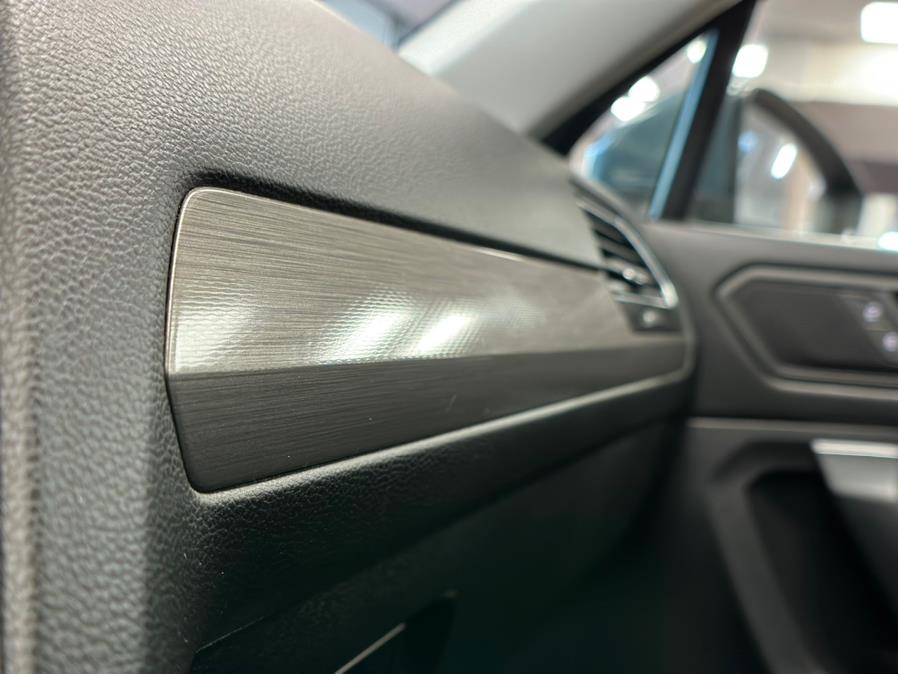 2019 Volkswagen Tiguan 2.0T SE FWD, available for sale in Massapequa Park, New York | Power Motors East. Massapequa Park, New York 2019 Volkswagen Tiguan 2.0T SE FWD, available for sale in Massapequa Park, New York | Power Motors East. Massapequa Park, New York