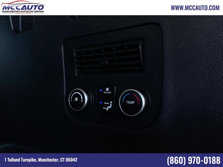2013 Hyundai Santa Fe AWD 4dr GLS, available for sale in Manchester, Connecticut | Manchester Autocar Center. Manchester, Connecticut 2013 Hyundai Santa Fe AWD 4dr GLS, available for sale in Manchester, Connecticut | Manchester Autocar Center. Manchester, Connecticut
