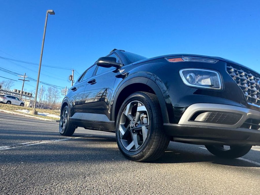 2022 Hyundai Venue SEL IVT, available for sale in Waterbury, Connecticut | WT Auto LLC. Waterbury, Connecticut 2022 Hyundai Venue SEL IVT, available for sale in Waterbury, Connecticut | WT Auto LLC. Waterbury, Connecticut