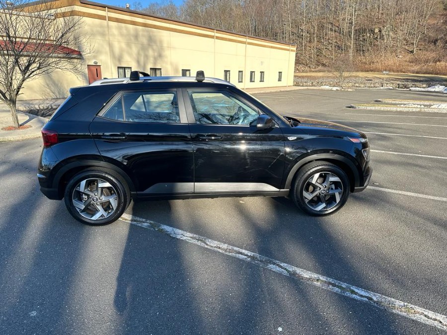 2022 Hyundai Venue SEL IVT, available for sale in Waterbury, Connecticut | WT Auto LLC. Waterbury, Connecticut 2022 Hyundai Venue SEL IVT, available for sale in Waterbury, Connecticut | WT Auto LLC. Waterbury, Connecticut