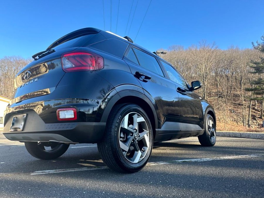 2022 Hyundai Venue SEL IVT, available for sale in Waterbury, Connecticut | WT Auto LLC. Waterbury, Connecticut 2022 Hyundai Venue SEL IVT, available for sale in Waterbury, Connecticut | WT Auto LLC. Waterbury, Connecticut