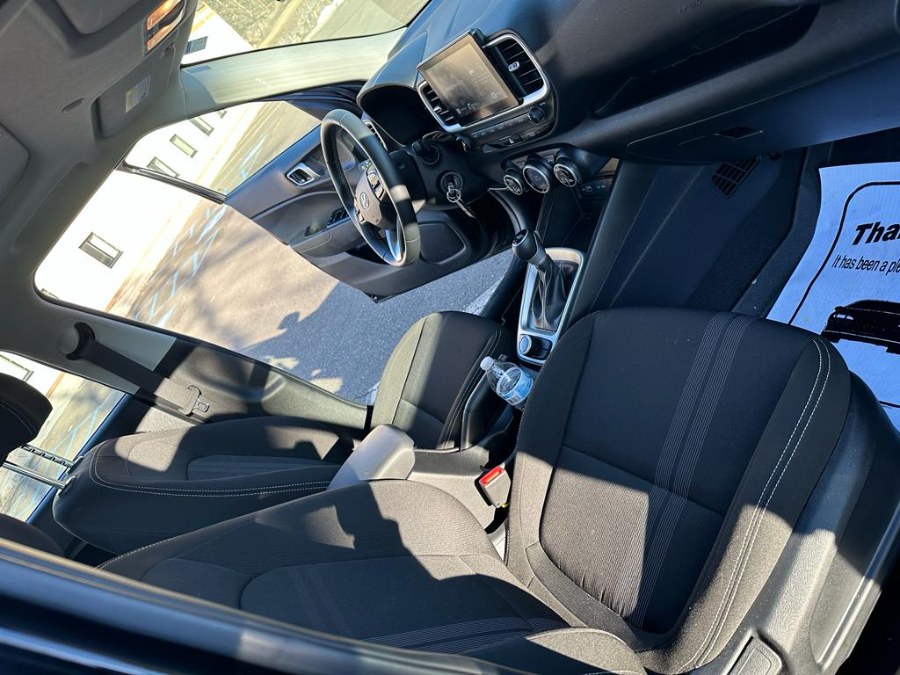 2022 Hyundai Venue SEL IVT, available for sale in Waterbury, Connecticut | WT Auto LLC. Waterbury, Connecticut 2022 Hyundai Venue SEL IVT, available for sale in Waterbury, Connecticut | WT Auto LLC. Waterbury, Connecticut