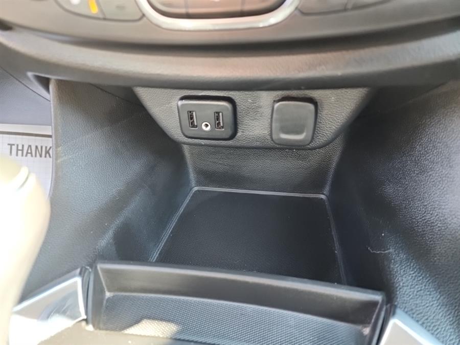 2020 Chevrolet Traverse AWD 4dr LT Leather, available for sale in Islip, New York | L.I. Auto Gallery. Islip, New York 2020 Chevrolet Traverse AWD 4dr LT Leather, available for sale in Islip, New York | L.I. Auto Gallery. Islip, New York