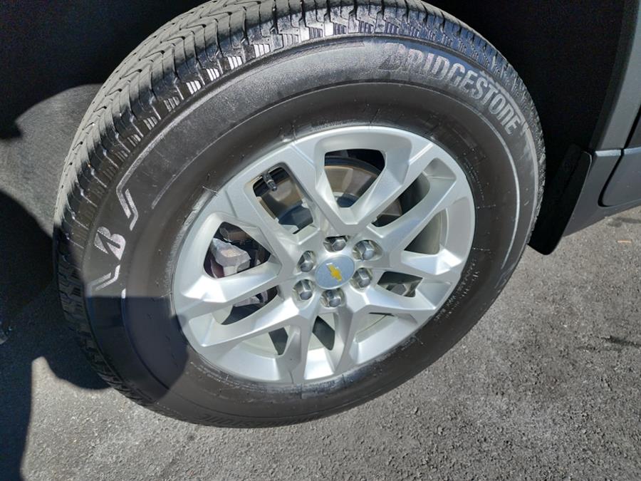 2020 Chevrolet Traverse AWD 4dr LT Leather, available for sale in Islip, New York | L.I. Auto Gallery. Islip, New York 2020 Chevrolet Traverse AWD 4dr LT Leather, available for sale in Islip, New York | L.I. Auto Gallery. Islip, New York