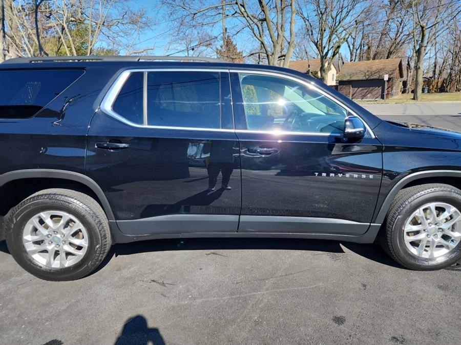 2020 Chevrolet Traverse AWD 4dr LT Leather, available for sale in Islip, New York | L.I. Auto Gallery. Islip, New York 2020 Chevrolet Traverse AWD 4dr LT Leather, available for sale in Islip, New York | L.I. Auto Gallery. Islip, New York