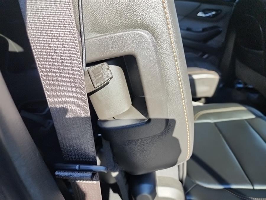 2020 Chevrolet Traverse AWD 4dr LT Leather, available for sale in Islip, New York | L.I. Auto Gallery. Islip, New York 2020 Chevrolet Traverse AWD 4dr LT Leather, available for sale in Islip, New York | L.I. Auto Gallery. Islip, New York