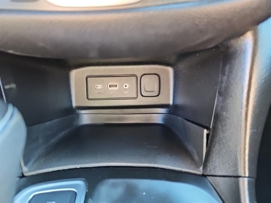 2019 Chevrolet Equinox AWD 4dr LT w/1LT, available for sale in Islip, New York | L.I. Auto Gallery. Islip, New York 2019 Chevrolet Equinox AWD 4dr LT w/1LT, available for sale in Islip, New York | L.I. Auto Gallery. Islip, New York