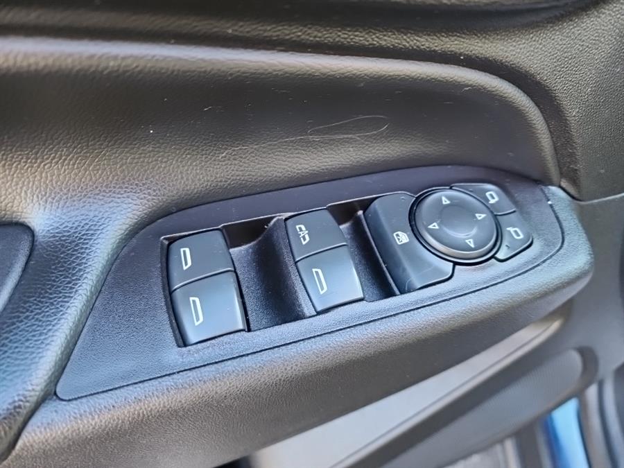 2019 Chevrolet Equinox AWD 4dr LT w/1LT, available for sale in Islip, New York | L.I. Auto Gallery. Islip, New York 2019 Chevrolet Equinox AWD 4dr LT w/1LT, available for sale in Islip, New York | L.I. Auto Gallery. Islip, New York