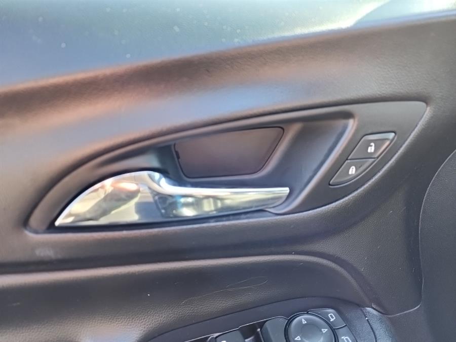 2019 Chevrolet Equinox AWD 4dr LT w/1LT, available for sale in Islip, New York | L.I. Auto Gallery. Islip, New York 2019 Chevrolet Equinox AWD 4dr LT w/1LT, available for sale in Islip, New York | L.I. Auto Gallery. Islip, New York