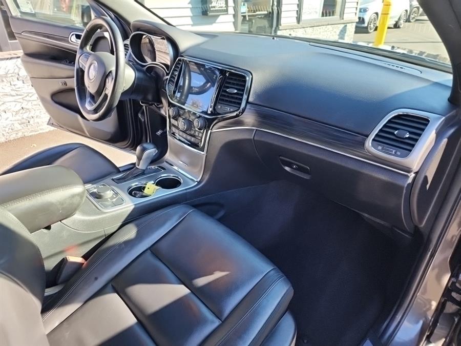 2019 Jeep Grand Cherokee Limited 4x4, available for sale in Islip, New York | L.I. Auto Gallery. Islip, New York 2019 Jeep Grand Cherokee Limited 4x4, available for sale in Islip, New York | L.I. Auto Gallery. Islip, New York