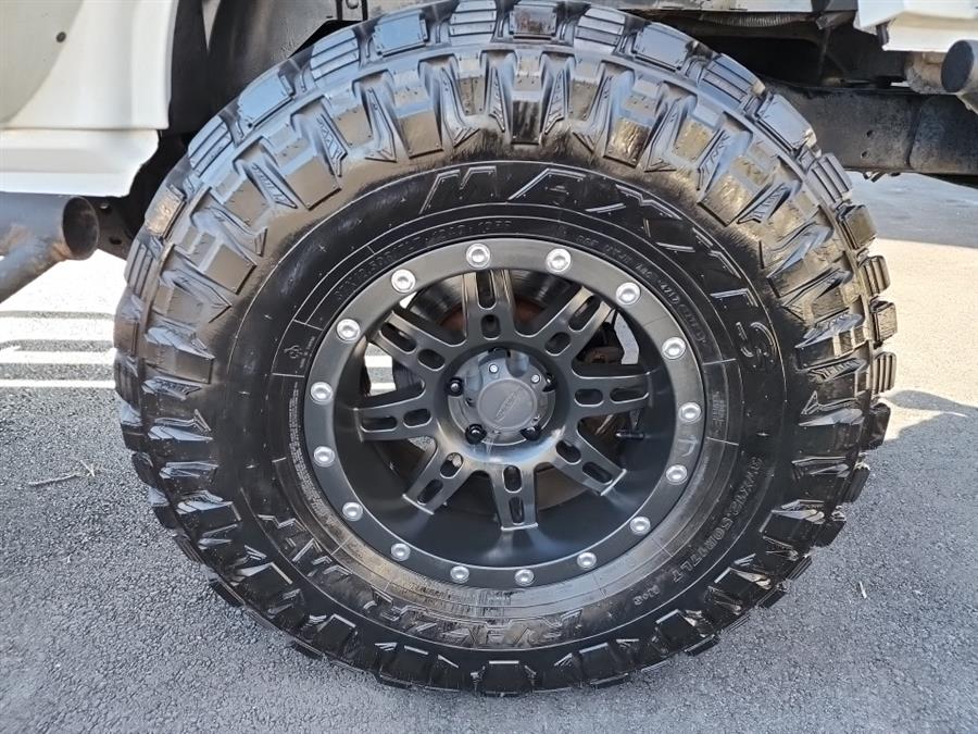 2016 Jeep Wrangler Unlimited 4WD 4dr Sahara, available for sale in Islip, New York | L.I. Auto Gallery. Islip, New York 2016 Jeep Wrangler Unlimited 4WD 4dr Sahara, available for sale in Islip, New York | L.I. Auto Gallery. Islip, New York